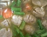 Foto langkah ke 4 dari resep Sup bakso telur puyuh buncis.