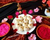 मनोहरा मलाई लडडू(manohara malai laddu recipe in Hindi) रेसिपी चरण 7 फोटो