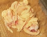 Foto del paso 9 de la receta: Pollo al cava con verduras, champiñones, jengibre y cúrcuma