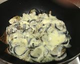 Foto del paso 2 de la receta: Berenjena a la boloñesa con toque de roquefort. Fácil todo en una sartén!!!