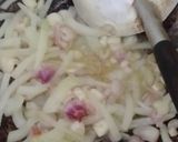Foto langkah ke 3 dari resep Tumis Brokoli Wortel.