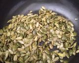 A picture of step 2 of Pumpkin seeds snack.