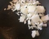 Foto del paso 1 de la receta: Tortilla de espinacas con salchicha parrillera 