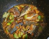 Foto langkah ke 3 dari resep Tumis Ikan Asin Peda (Super Pedas).