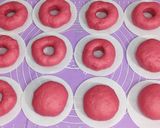 Foto langkah ke 7 dari resep Donat Red Velvet.