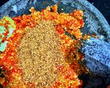 Foto langkah ke 3 dari resep Sambal Geprek Kacang Mede.