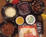 Foto del paso 4 de la receta: Burrito de cerdo con salchicha