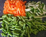 Foto langkah ke 1 dari resep Acar Kuning (Buncis, Wortel, Timun).