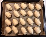 A picture of step 5 of Honey Yogurt Pull-Apart Bread.