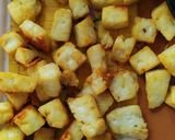 A picture of step 2 of Matar paneer biryani.