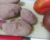 Foto del paso 1 de la receta: Boquerones fritos  con patatas al curry