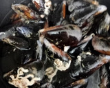 Foto del paso 1 de la receta: 🐚Mejillones con salsa picante🌶️