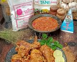 Foto langkah ke 5 dari resep Ayam Goreng Kremes.