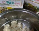 Foto langkah ke 1 dari resep Jenang Grendul Singkong Daun Kelor.