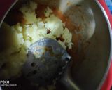 A picture of step 8 of Hariyali Pav bhaji.
