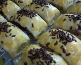 Foto langkah ke 8 dari resep Bolen Pisang Tanpa Korsvet.