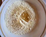 Foto del paso 1 de la receta: Salchichas envueltas en masa fina.