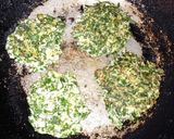 Foto del paso 2 de la receta: Tortitas de Acelga y Ricotta con Fideos