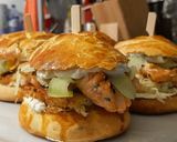 Une image de l'étape 8 de 14• Burger Maison : Pavé de saumon.