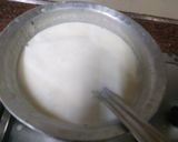 A picture of step 1 of Mango rice casar pista firny pudding.