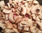 Foto del paso 3 de la receta: Champiñones salteados con jamón