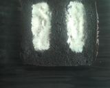 A picture of step 4 of Oreo Brownie Ice cream Sandwich.
