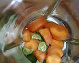 Foto langkah ke 4 dari resep Jus Wortel-Tomat-Jeruk Nipis.