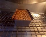 Foto langkah ke 5 dari resep Cream Cheese Banana Bread.