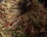 A picture of step 11 of Chinese noodles.