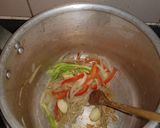 Foto del paso 6 de la receta: Pollo arvejado con puré picante