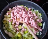 Une image de l'étape 3 de °Pommes de terre farcies au jambon et fondue de poireaux°.