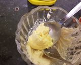 A picture of step 1 of Vitamin chocolate sauce.
