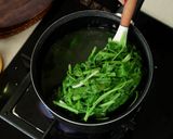 Foto langkah ke 9 dari resep Lomie Ayam Kangkung Devina Hermawan.
