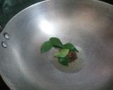 A picture of step 2 of Potato poha.