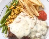 Foto langkah ke 5 dari resep Beef steak+Garlic baby beans and corn+Creamy mushroom sauce.