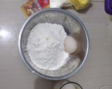 Foto langkah ke 1 dari resep Donat 1 telur anti gagal.