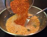 Foto langkah ke 4 dari resep Dried Chilli Oil Gurih Super Pedas Khas Dimsum dan Masakan Lainnya.