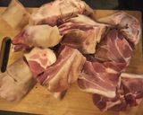 Foto del paso 1 de la receta: Guiso de arroz y pata de cerdo