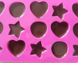 Foto langkah ke 6 dari resep Coklat prasline warna warni.