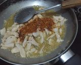 A picture of step 2 of Crispy spaghetti 🍝 spring rolls.