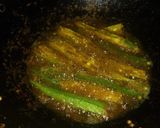 A picture of step 3 of Crispy Fry Okra.