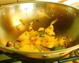A picture of step 4 of Paruppu keerai (Kulfa Ka Saag in Hindi, Purslane in English) koottu.