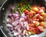 A picture of step 1 of Tomato and onion chutney.