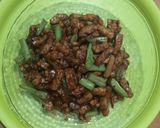 Foto langkah ke 3 dari resep Tumis tempe buncis bumbu iris.