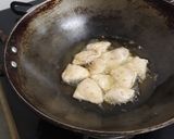 A picture of step 4 of Bhujiya stuffed mini samosas.