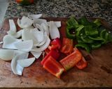 Foto del paso 1 de la receta: Pollito con Verduras en Brochettes con Reducción de Cítricos