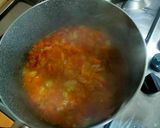 Foto del passaggio 4 della ricetta Vellutata di ceci con tortellini a modo mio