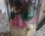 A picture of step 1 of Breakfast smoothie.