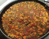 Foto del paso 3 de la receta: Ragú de lentejas y fideos vegano 🌿🍛