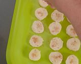 A picture of step 2 of HTC Banana Delight(honey,tusi, coconut).